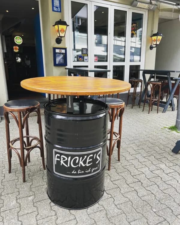 Stehtisch für Frickes