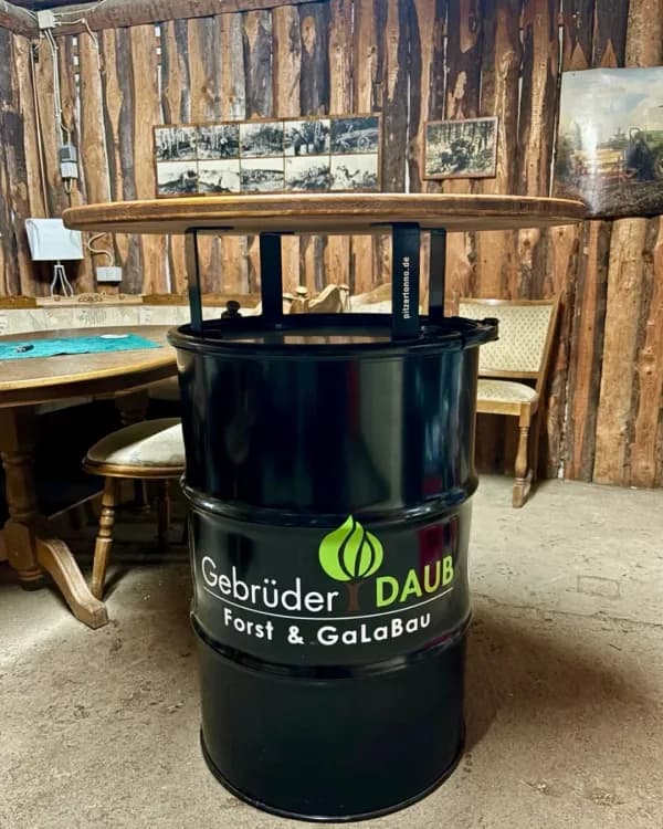 Stehtisch für Gebrueder Daub